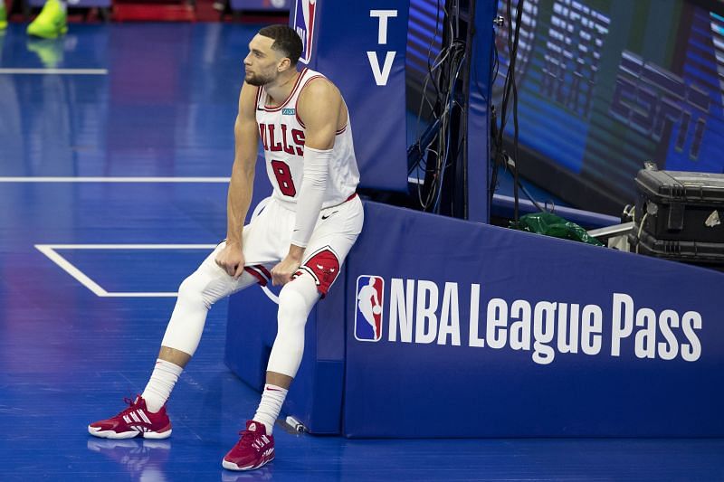 Zach LaVine (#8) of the Chicago Bulls