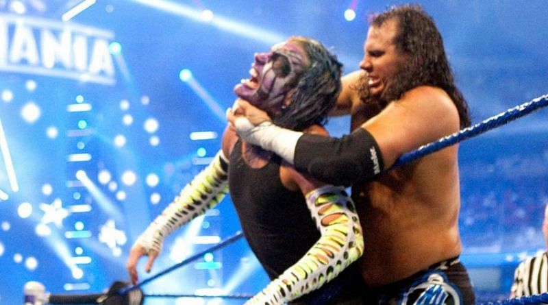 The brothers Hardy went to war at WrestleMania 25