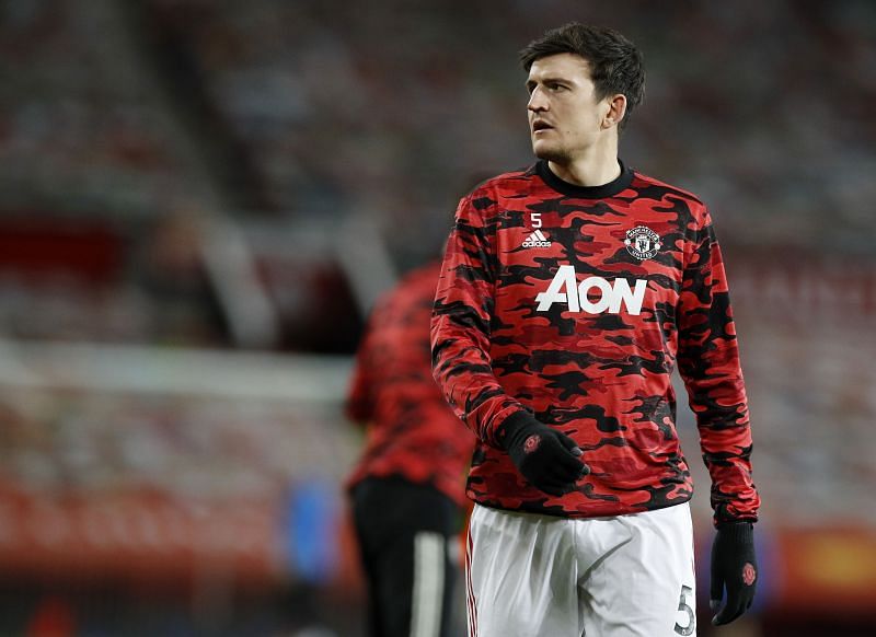 Maguire warming up before the Newcastle United game in the Premier League.