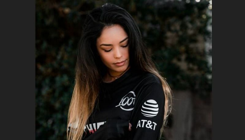 Valkyrae recently announced her new partnership with AT&amp;T (Image via Valkyrae, Twitter)