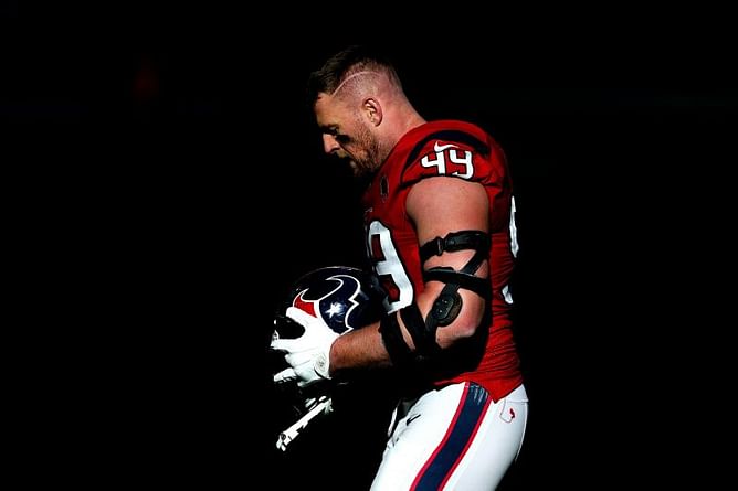 NFL: J.J. Watt will wear the number 99 after the Arizona Cardinals unretired it