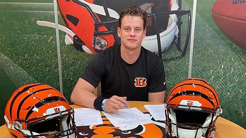 Joe Burrow Signing His Rookie Contract With The Bengals