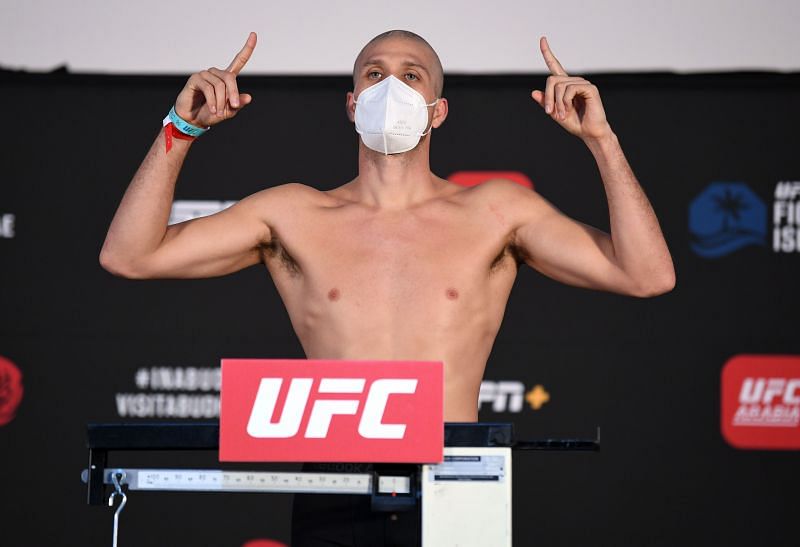 UFC Fight Night Ortega v The Korean Zombie: Weigh-Ins