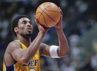 Kobe Bryant with the LA Lakers in 2000.