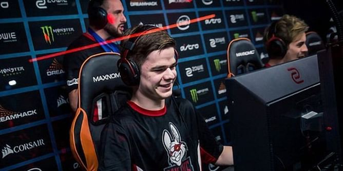 Sentinel’s Hunter “SicK” Mims expresses his thoughts regarding single duelist line-ups in Valorant