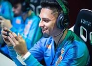 Bruno "Nobru" playing Garena Free Fire with his teammates (Image Credit: Onefootball)