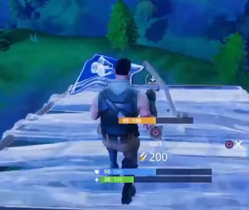 Building structures can be life-saving in multiple scenarios on Fortnite (Image via YouTube)