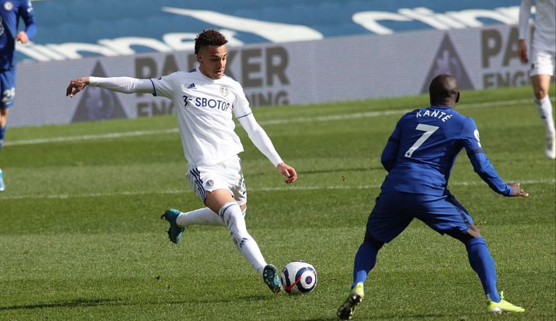 Rodrigo fluffed his free header straight to Chelsea&#039;s Edouard Mendy.