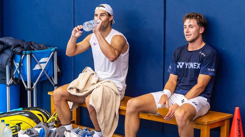 Rafael Nadal and Casper Ruud (R)