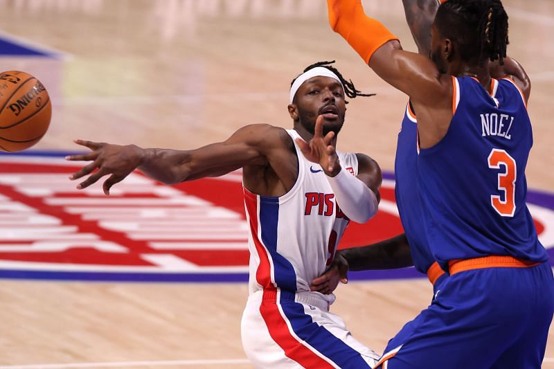 New York Knicks vs Detroit Pistons