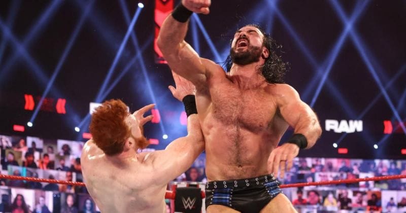 娘炮才打这比赛，真男人就该硬碰硬！文斯·鲁索对WWE RAW节目严厉批评