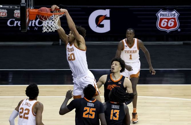 Big 12 Championship: Twitter erupts as Texas Longhorns outlast Oklahoma State Cowboys to win first conference title in school history