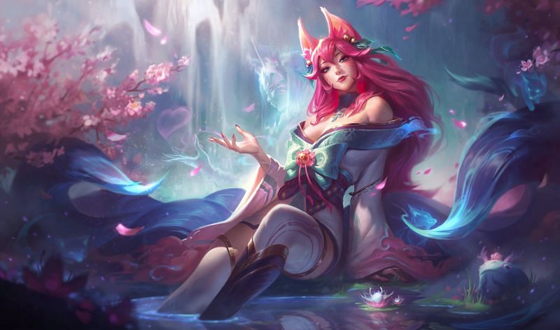 Ahri fits comfortably in a lot of League of Legends team compositions as a control mage (Image via Riot Games)