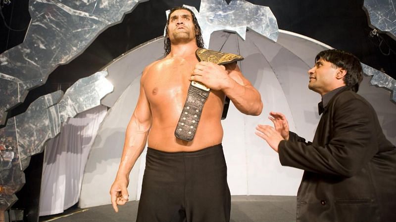 The Great Khali with the World Heavyweight tit