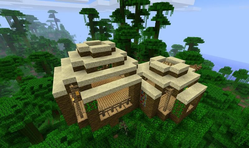 Jungle Tree fort (Image via minecraftforum.net)