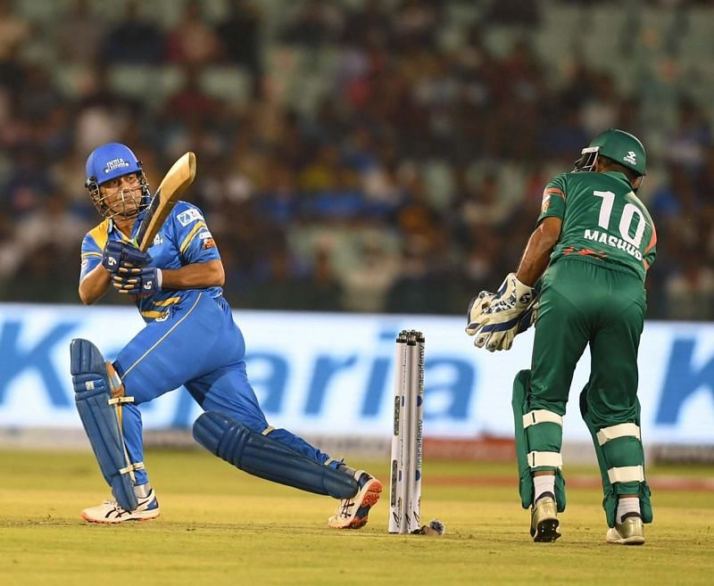 The India Legends handed the Bangladesh Legends a comprehensive loss in Match 5