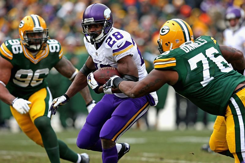 Minnesota Vikings v Green Bay Packers