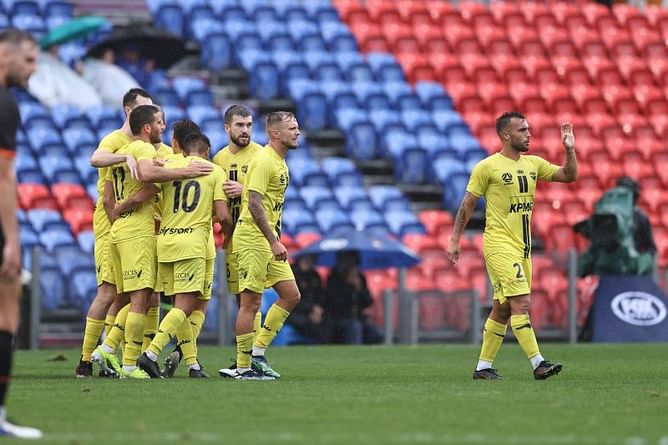 Wellington Phoenix vs Melbourne Victory prediction, preview, team news and more | A-League 2020-21