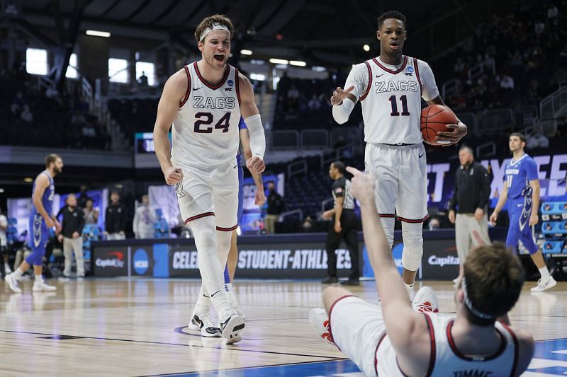 The Gonzaga Bulldogs carry a 29-0 overall record.