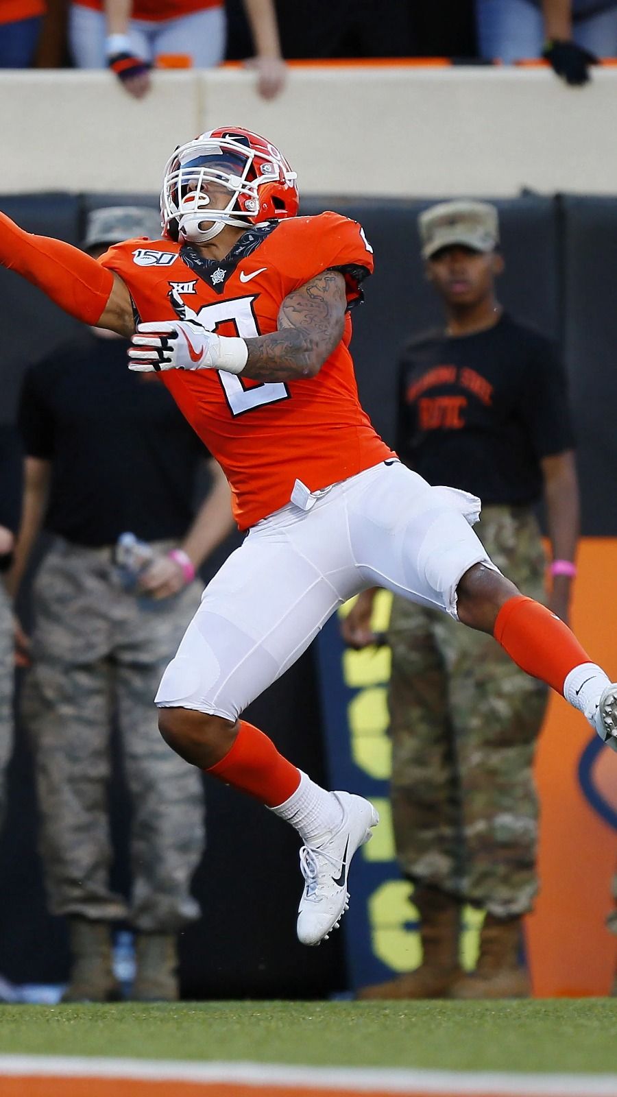 2021 NFL Draft: Wide Receiver Tylan Wallace, Oklahoma State, Round