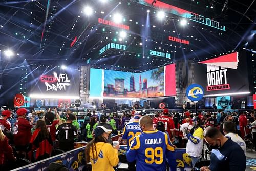 Fans wait for the start of the 2021 NFL Draft on April 29, 2021, at the Great Lakes Science Center in Cleveland, Ohio