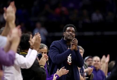 Chris Webber is one of several NBA players who have never been inducted into the Hall of Fame.