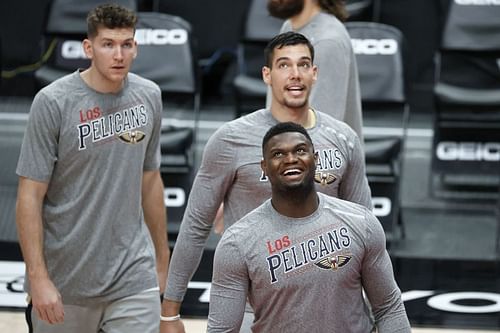 Zion Williamson #1 warms up before the game