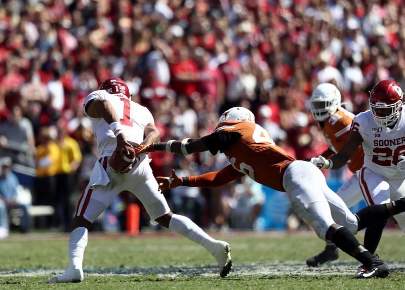 Texas LB Joseph Ossai