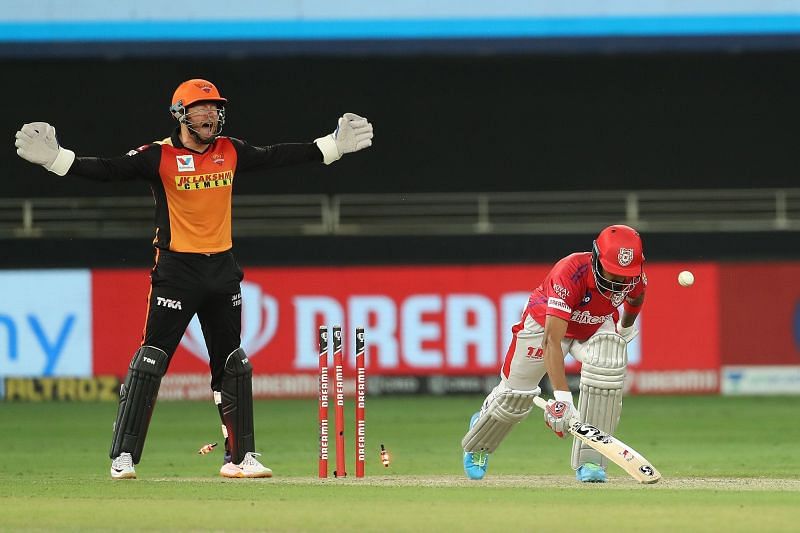 Can KL Rahul (right) lead his side to a victory over SRH? (Image Courtesy: IPLT20.com)