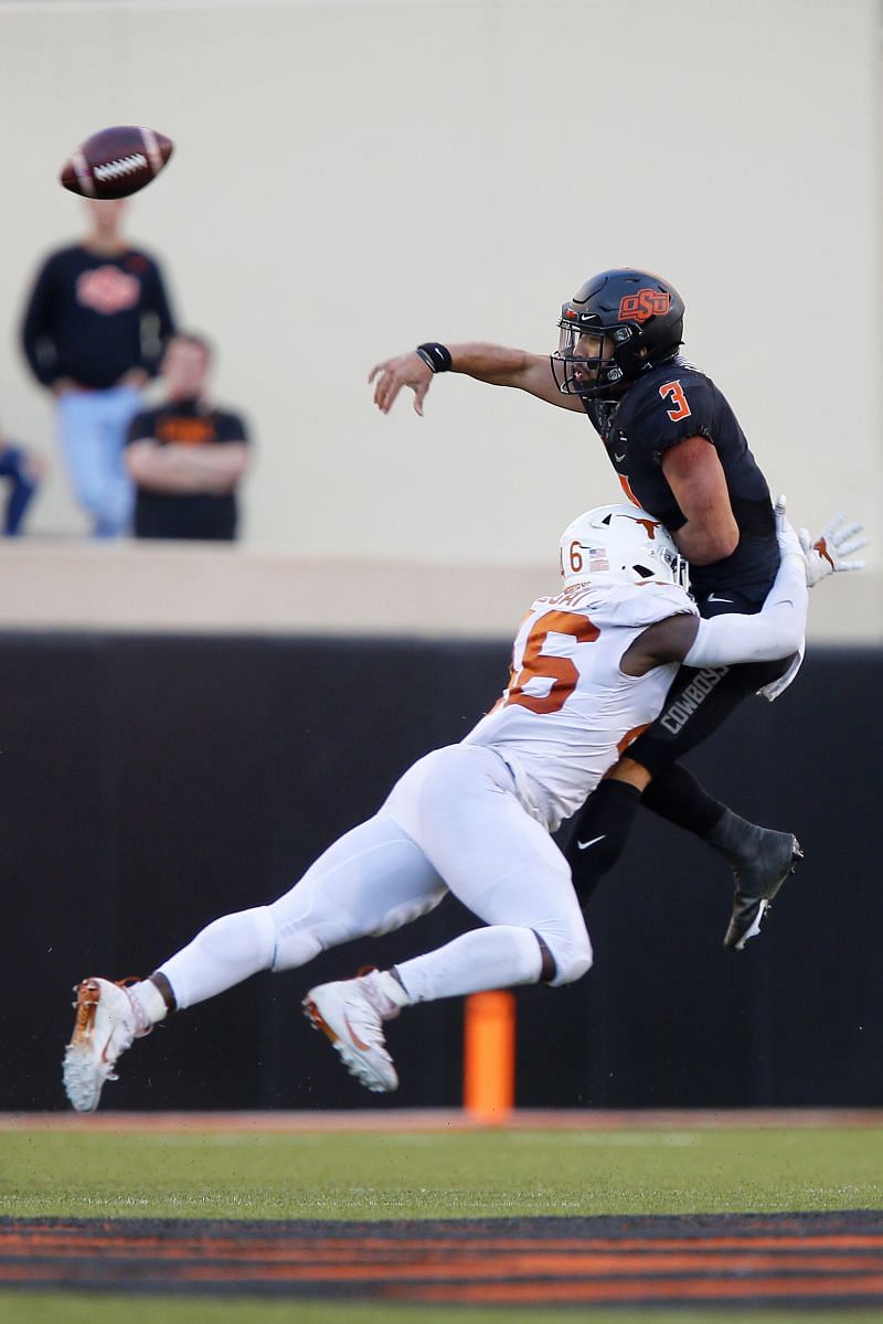 Texas LB Joseph Ossai