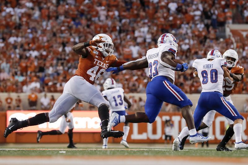 Texas LB Joseph Ossai