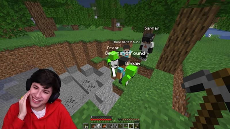 Minecraft r Dream reveals his face for the first time