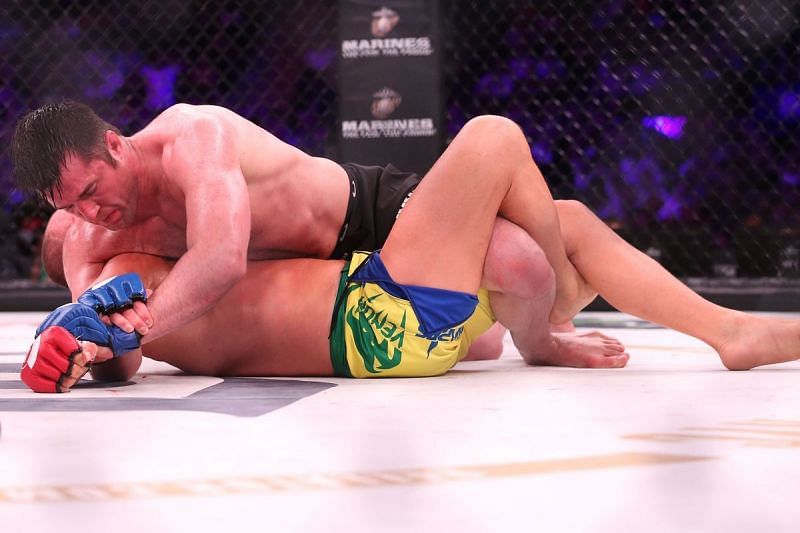 Chael Sonnen used his wrestling to grind out a win over Wanderlei Silva.