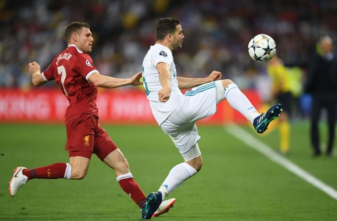 Salah did not tell any lies: Nacho on striker's comments on the gap between Liverpool and Real Madrid