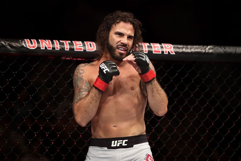 Clay Guida's strange pre-fight ritual sees him eat slaps from his older brother Jason.