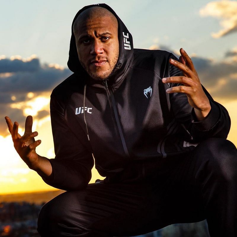 Cyril Gane in the new UFC Venum gear [@venum Instagram]