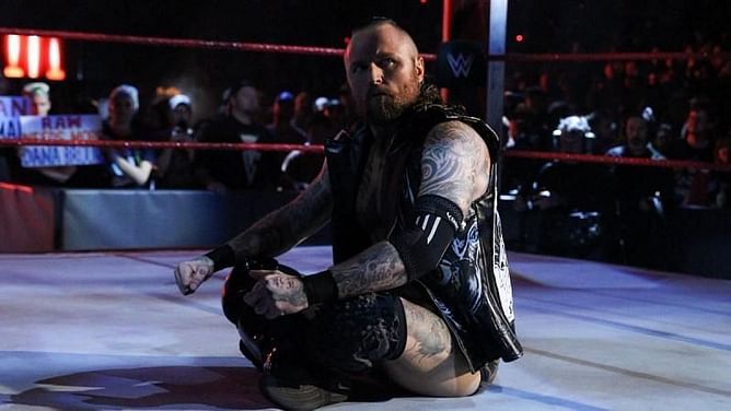 WWE का 'दूसरा' अंडरटेकर कहा जाने वाला सुपरस्टार 6 महीने बाद SmackDown में नजर आया, फैंस को दिया अनोखा मैसेज