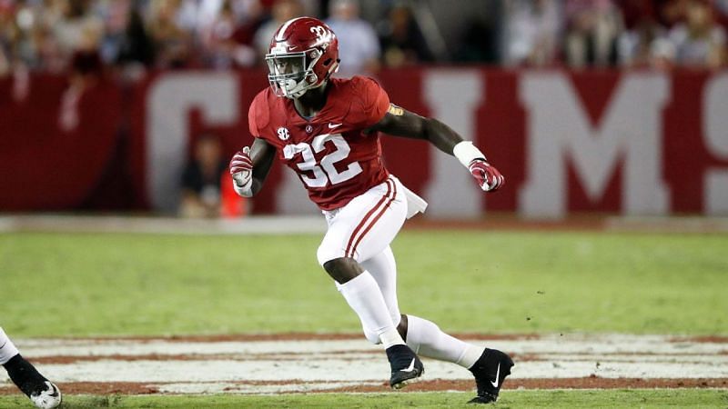 Alabama LB Dylan Moses