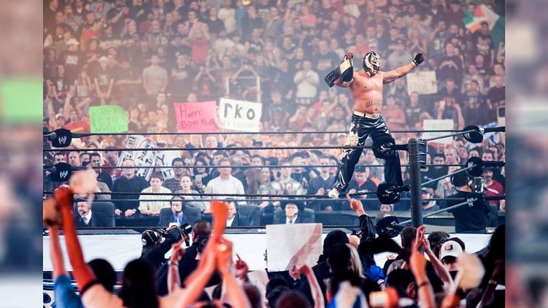 Rey Mysterio won the World Heavyweight Championship for the first time at WrestleMania 22 (Credit = WWE Network)
