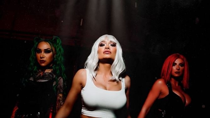 6 Female WWE Superstars who have released music videos