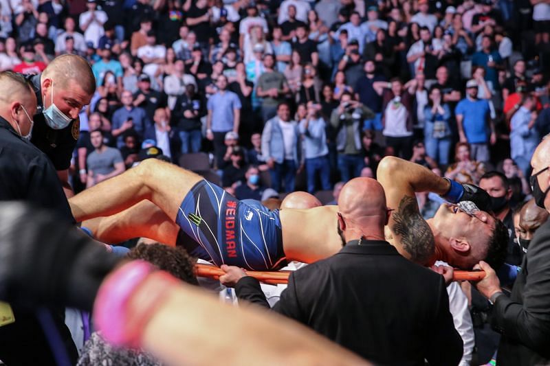 Chris Weidman suffers leg break at UFC 261