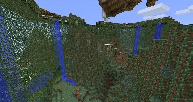 Vines all-around a cove (Image via Minecraft.gamepedia)