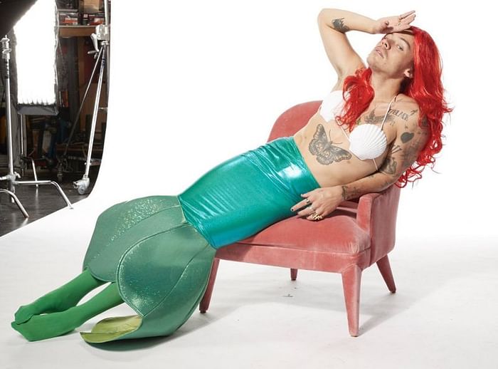 Harry Styles' stunning Ariel SNL photoshoot leaves Twitter in awe