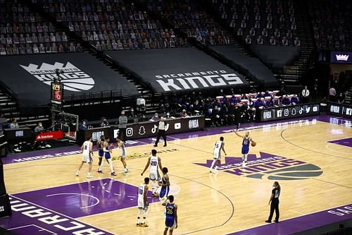 Golden State Warriors v Sacramento Kings