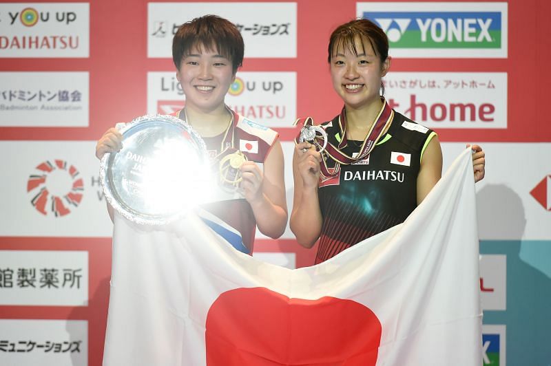 Akane Yamaguchi (left) and Nozomi Okuhara