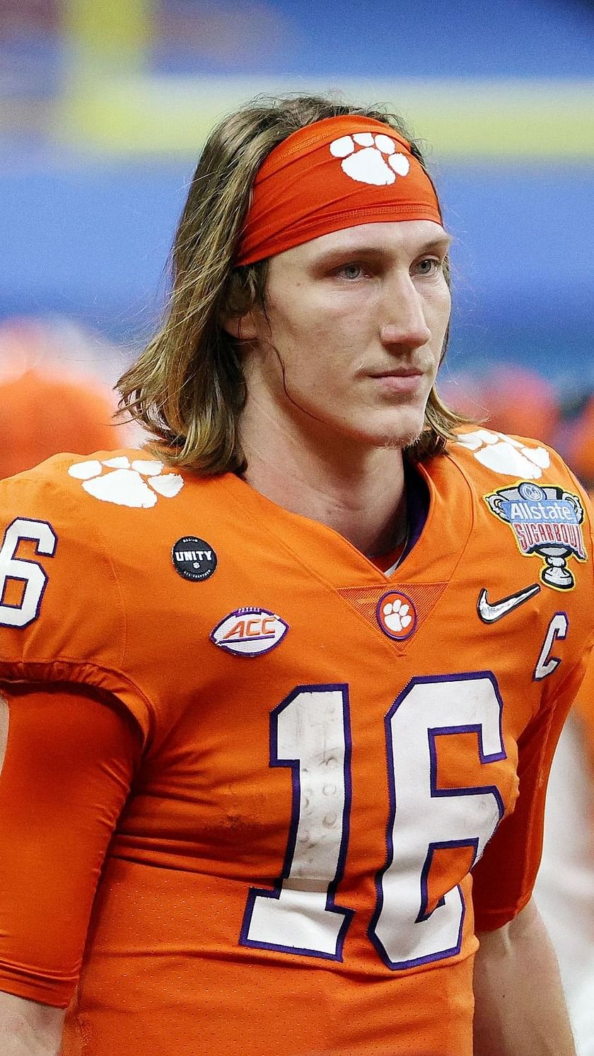 2021 NFL mock draft: Jacksonville Jaguars select Trevor Lawrence