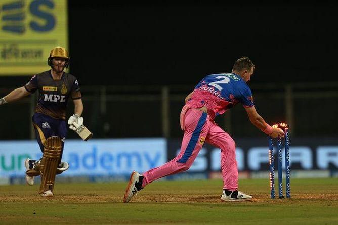 IPL 2021: [Watch] Eoin Morgan's freak run-out for a diamond duck