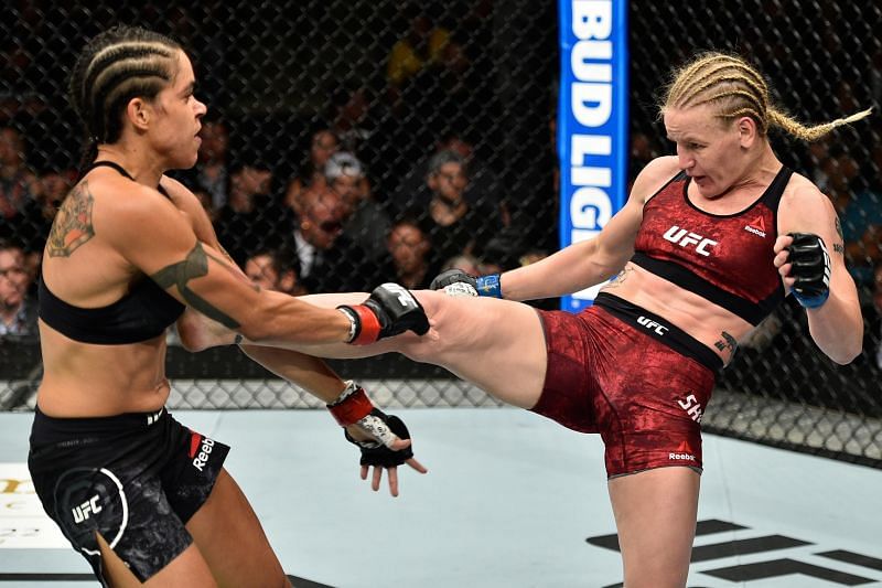 Many fans believe Valentina Shevchenko should&#039;ve been handed the decision in the rematch