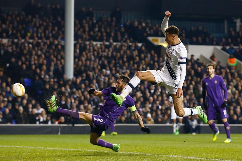 Gonzalo Rodriguez (in purple) in action for Fiorentina