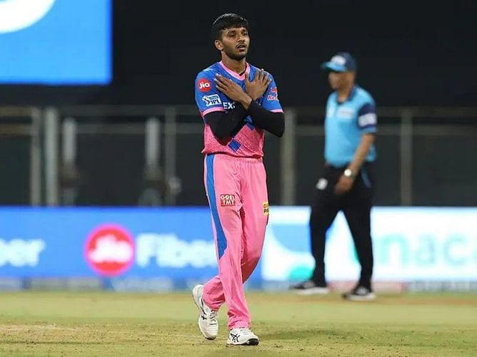 RR vs KKR, IPL 2021: Who will take the most wickets in today's game?
